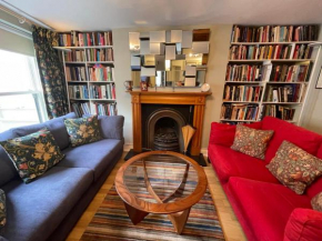 Central London, Modern Flat in Leafy Street